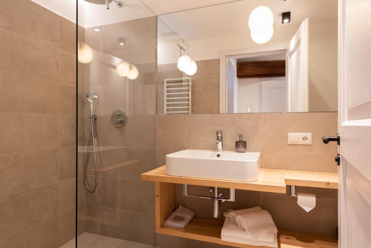 Weingut Schmid Oberrautner Apartment Suites ボルツァーノ エクステリア 写真