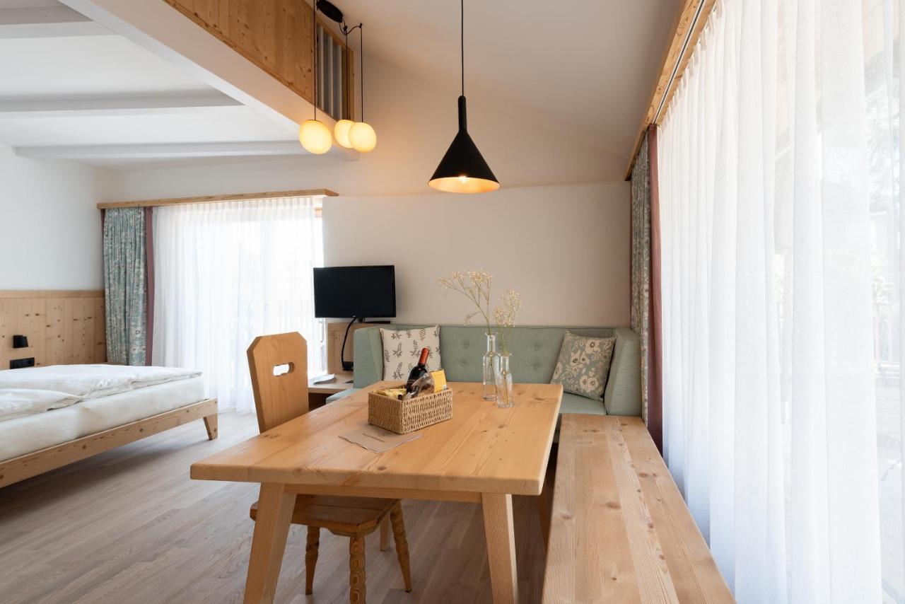Weingut Schmid Oberrautner Apartment Suites ボルツァーノ エクステリア 写真
